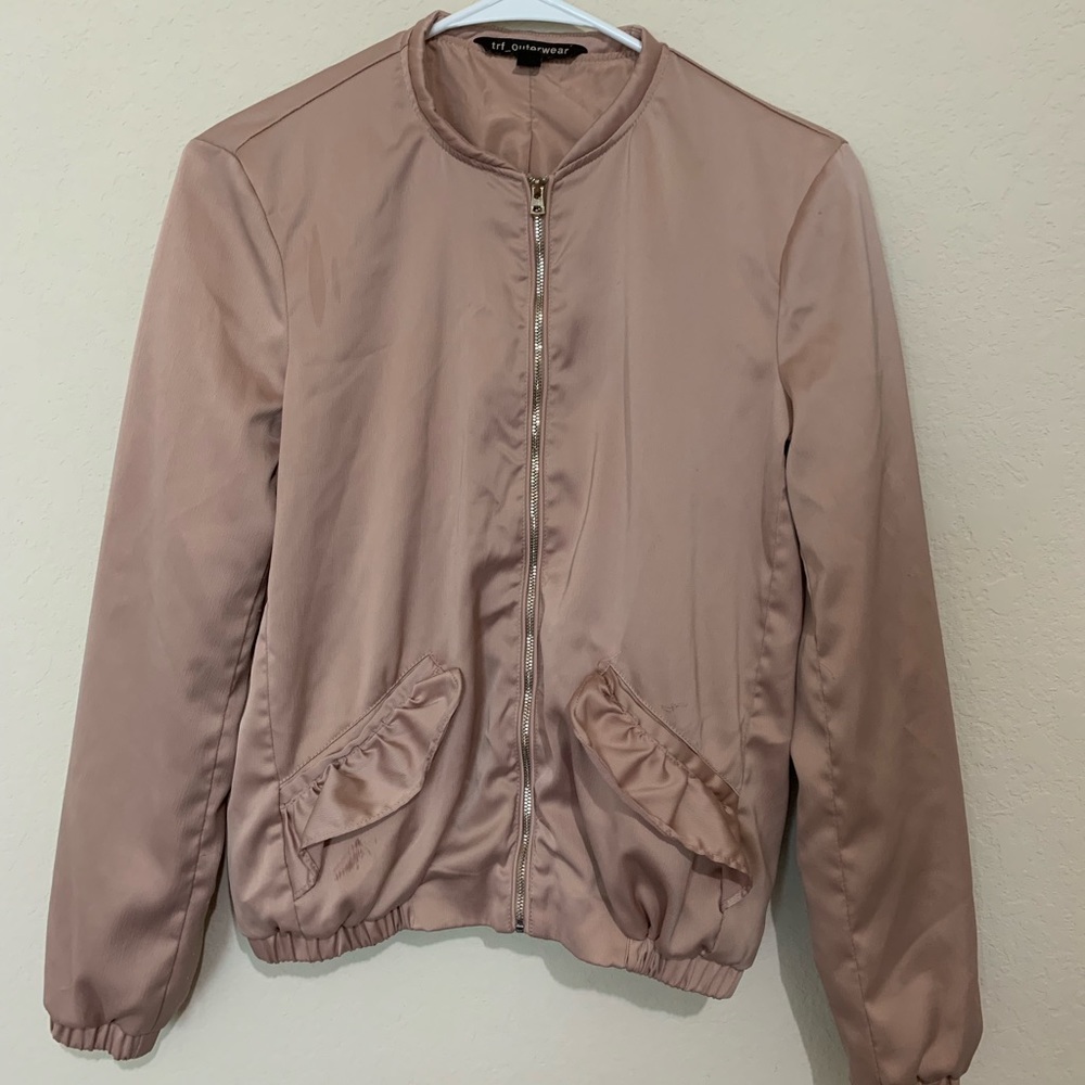 ruffle sleeve light jacket